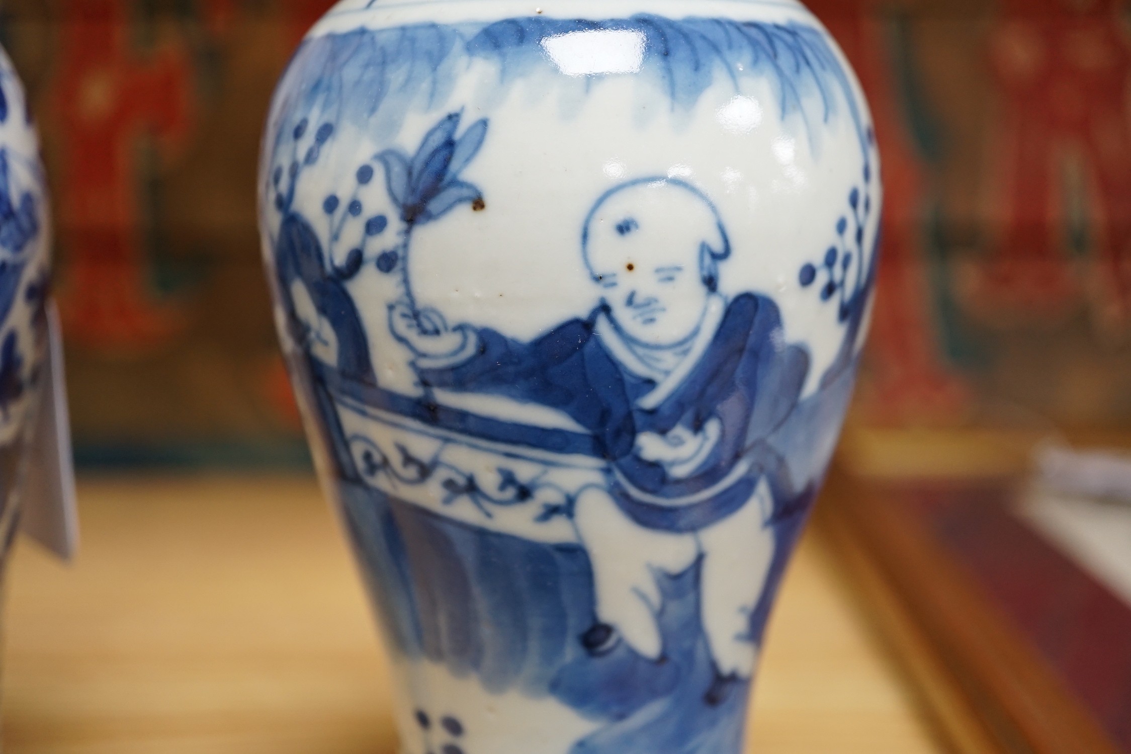 Two 19th century Chinese blue and white small vases, tallest 18cm